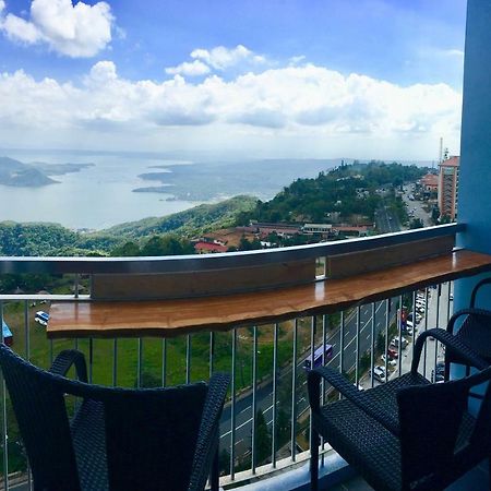 Cozy Staycation Tagaytay At Wind Residences タガイタイ エクステリア 写真