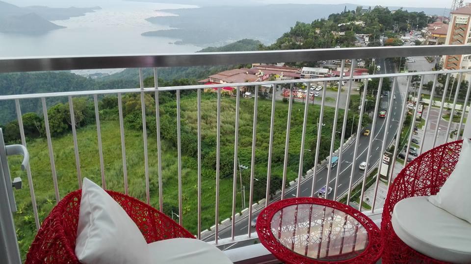 Cozy Staycation Tagaytay At Wind Residences タガイタイ エクステリア 写真