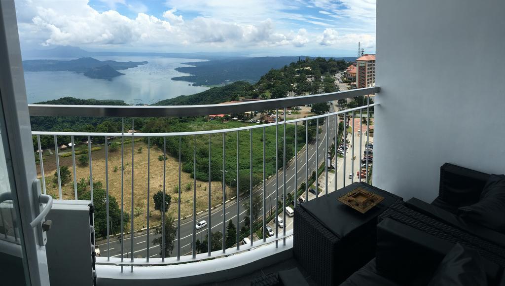 Cozy Staycation Tagaytay At Wind Residences タガイタイ エクステリア 写真